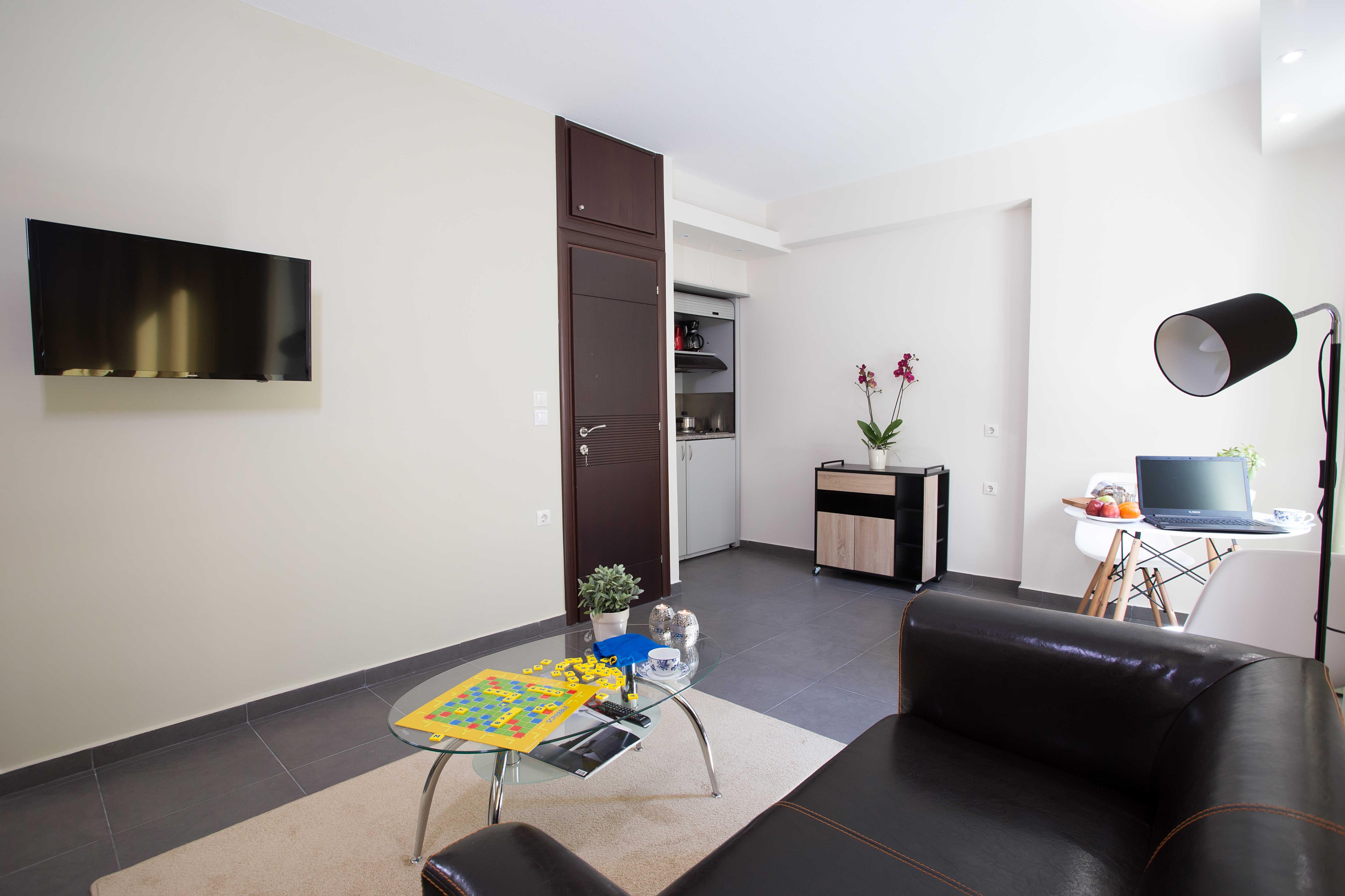 Polis Apartments Thessaloniki Buitenkant foto