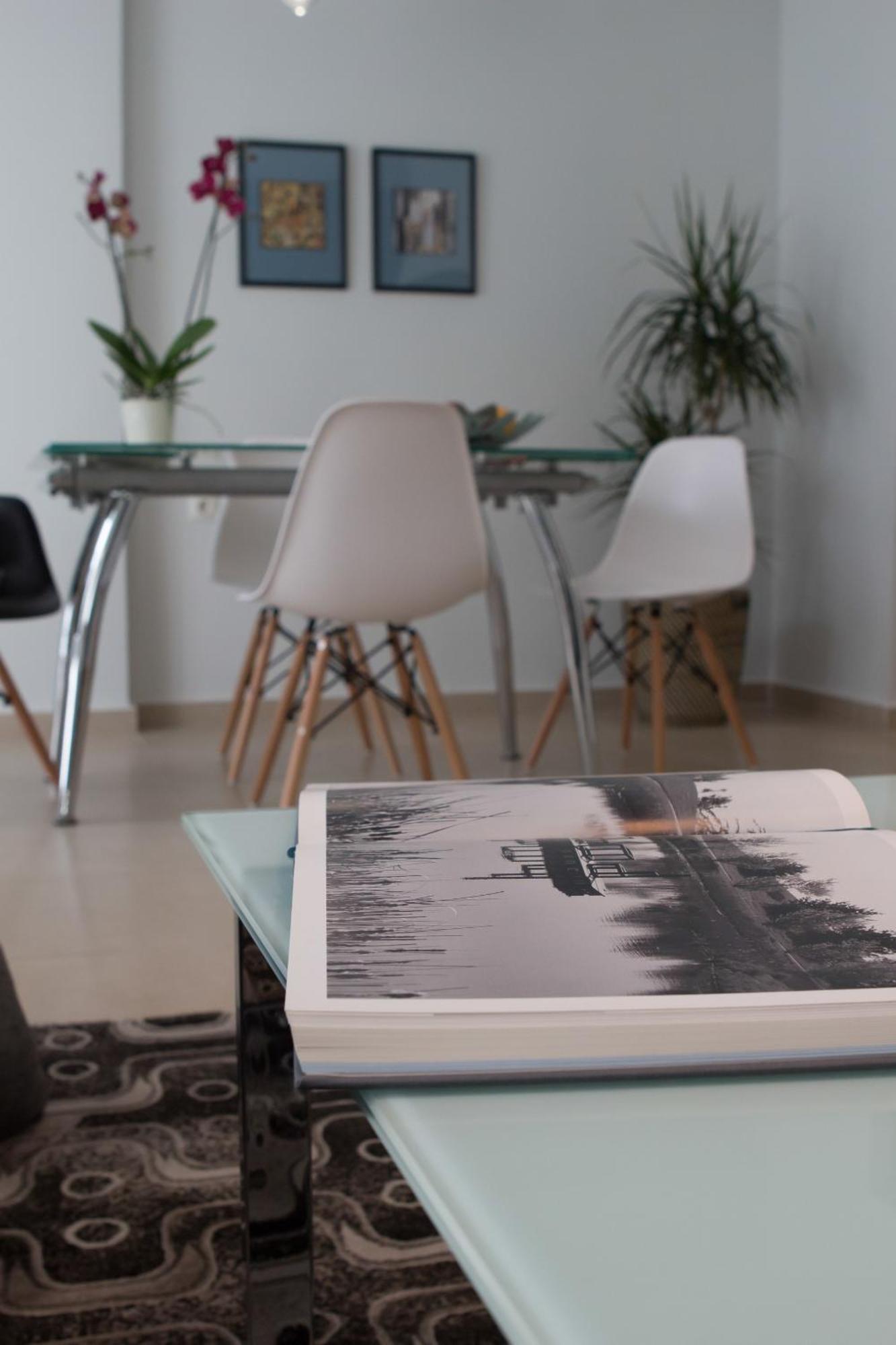 Polis Apartments Thessaloniki Buitenkant foto